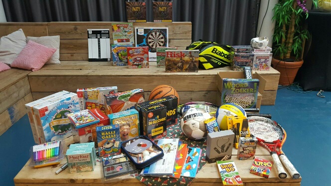 stapel spelletjes stichting van het kind